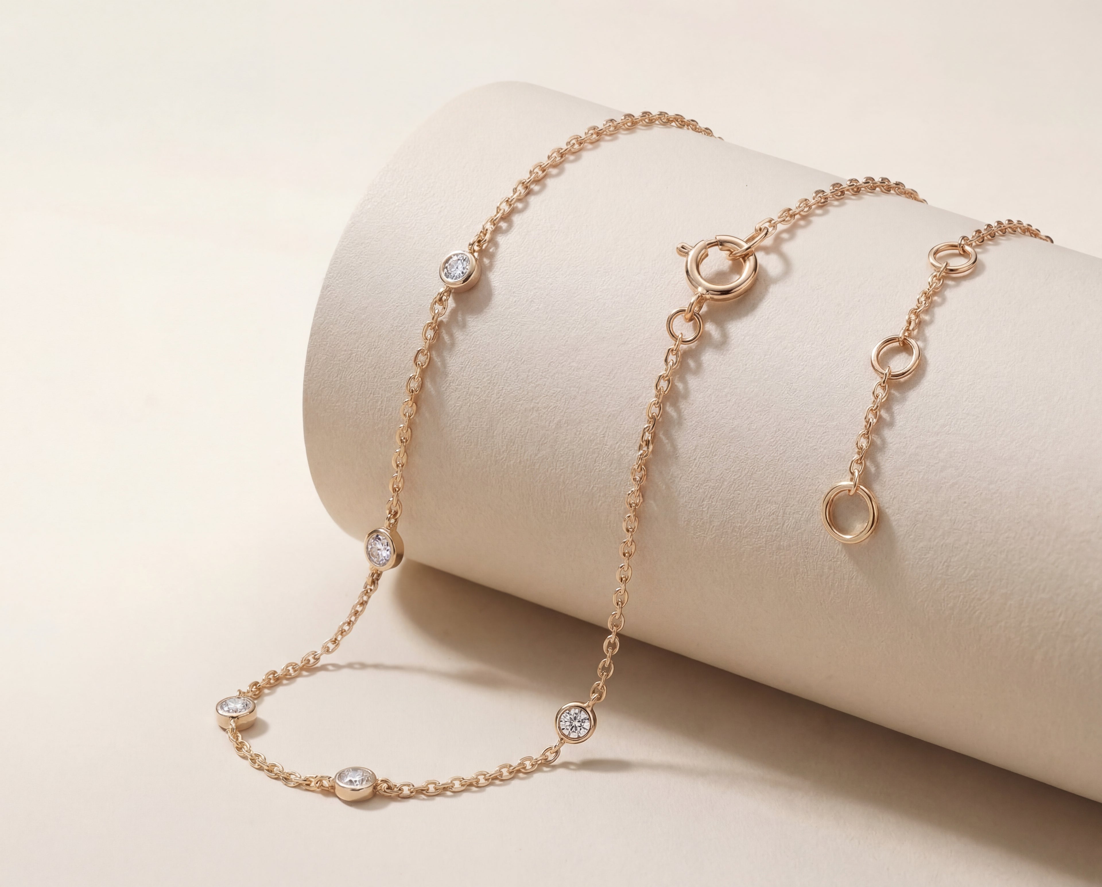 Gold Diamond Pendant Bracelet